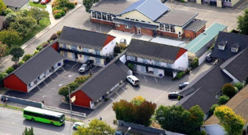 Christchurch Motel 4*